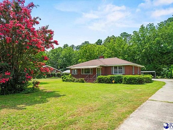 3rd image of 212 Gardner Dr