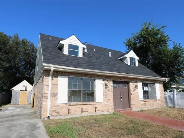 7461 Bullard Ave, New Orleans, LA 70128