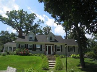 695 Dunbar Ter, Crete, IL 60417