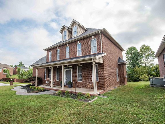 2nd image of 8400 Mahogany Ln