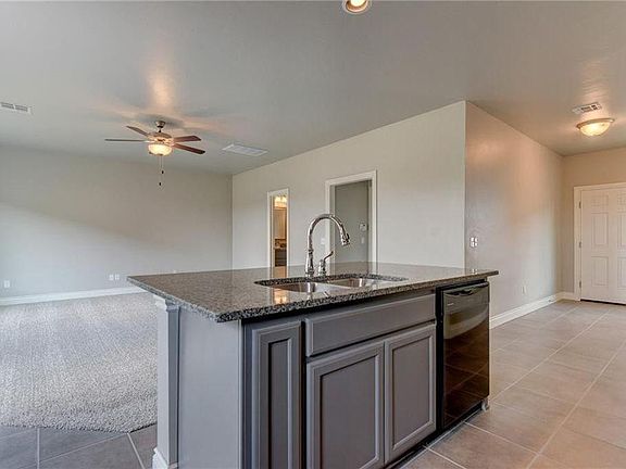 3rd image of 17617 Hampton Park Dr