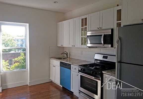 3rd image of 80 Douglass St