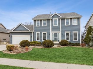 5781 Northview Dr, West Des Moines, IA 50266