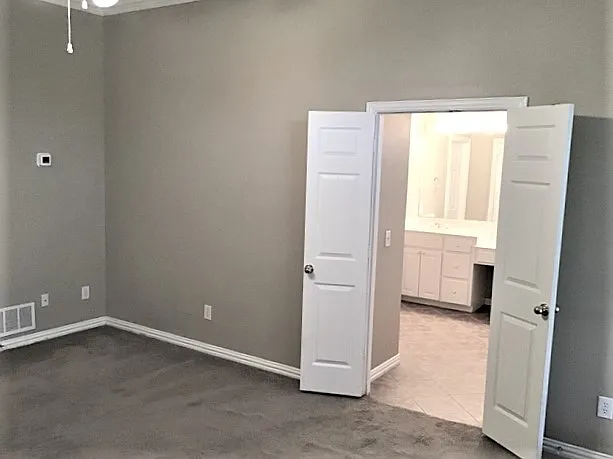 929 Kingwood Cir — Photo 12