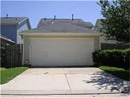 3 bed, 2.5 bath, 1448 sqft, $1,950 — Photo 4
