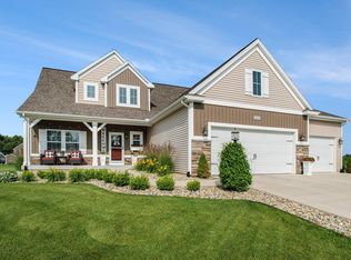 50921 Spotted Eagle Dr, Elkhart, IN 46514