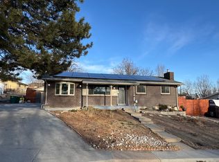 7860 Linda Cir, Denver, CO 80221