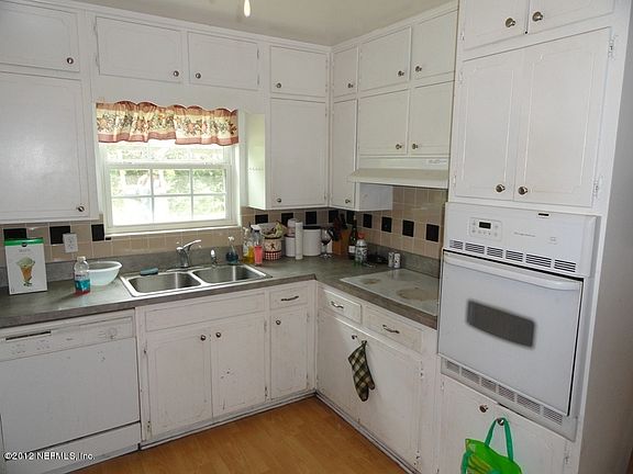 3rd image of 5028 Shropshire Pl