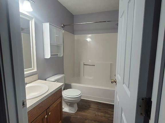 5th image of 131 Gormley Dr