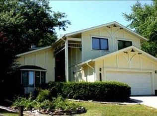 14824 Z Cir, Omaha, NE 68137