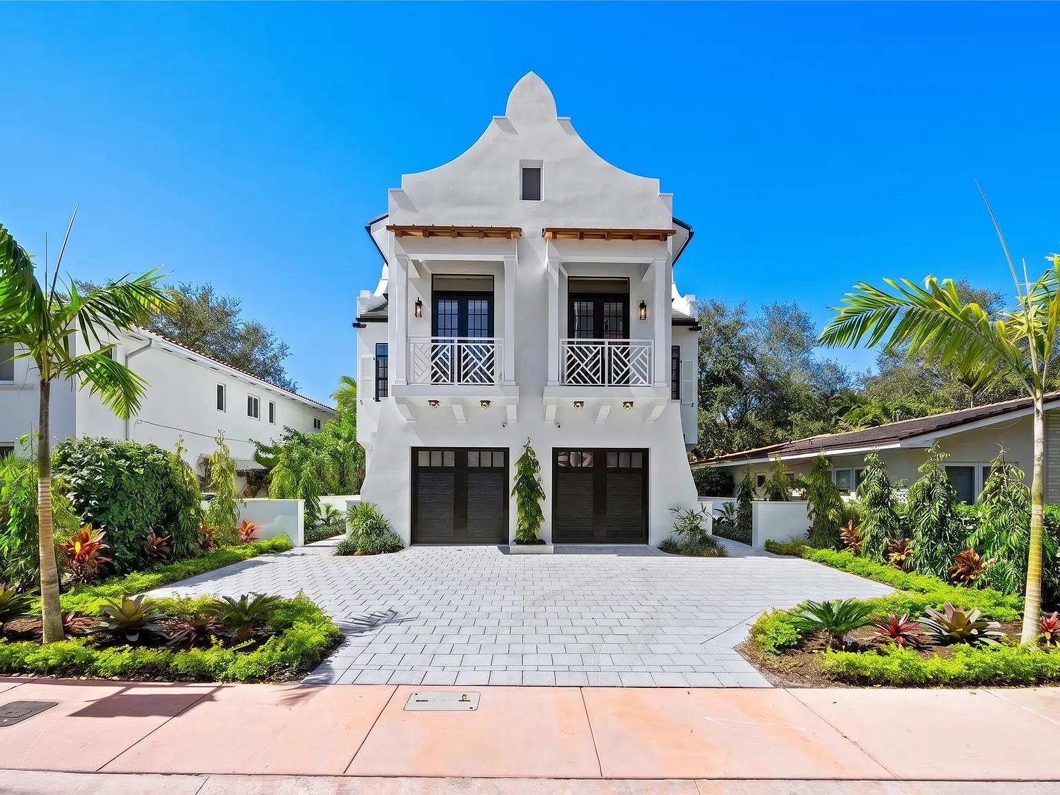 3 bed, 2.5 bath, 1481 sqft, $9,000 — Photo 2
