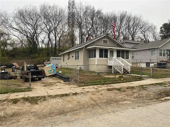 436 Tullis Ave, Kansas City, MO 64125