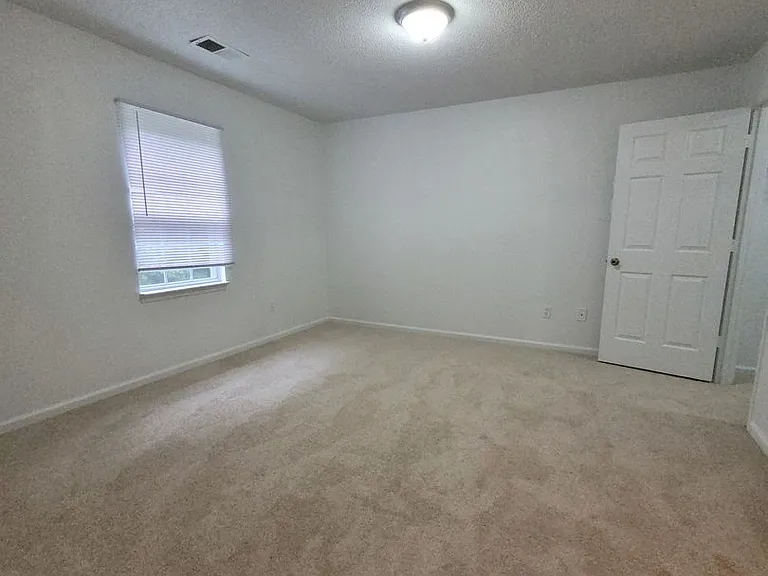 Arlington Apartments — Photo 87