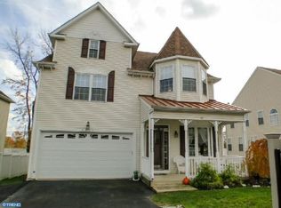 9427 Tulip St, Philadelphia, PA 19114