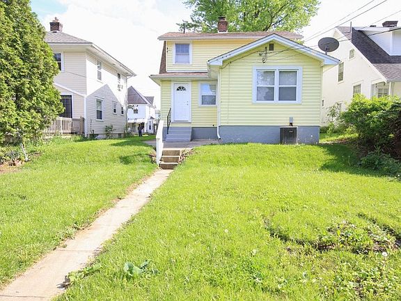 2nd image of 81 Fernwood Ave