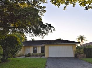375 NW 99th Way, Pompano Beach, FL 33071