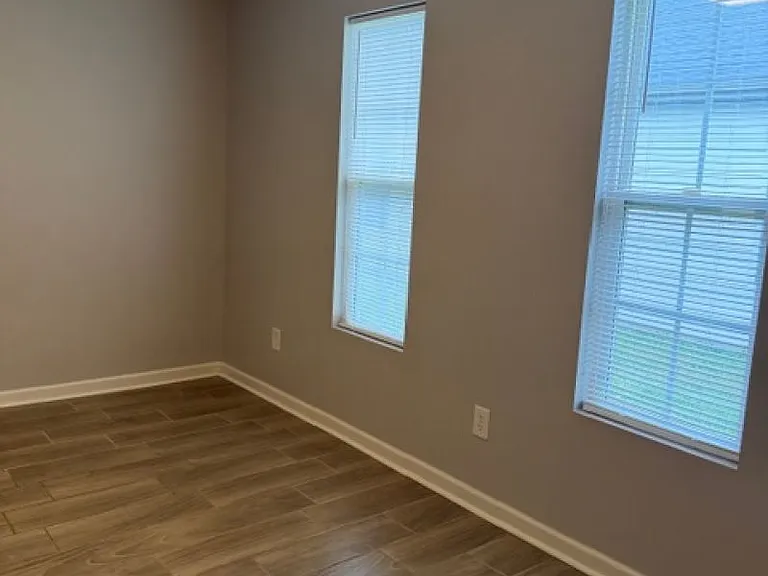 1473 Day Lily Dr — Photo 8