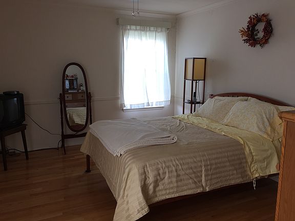 2nd image of 7 Kendal Ln