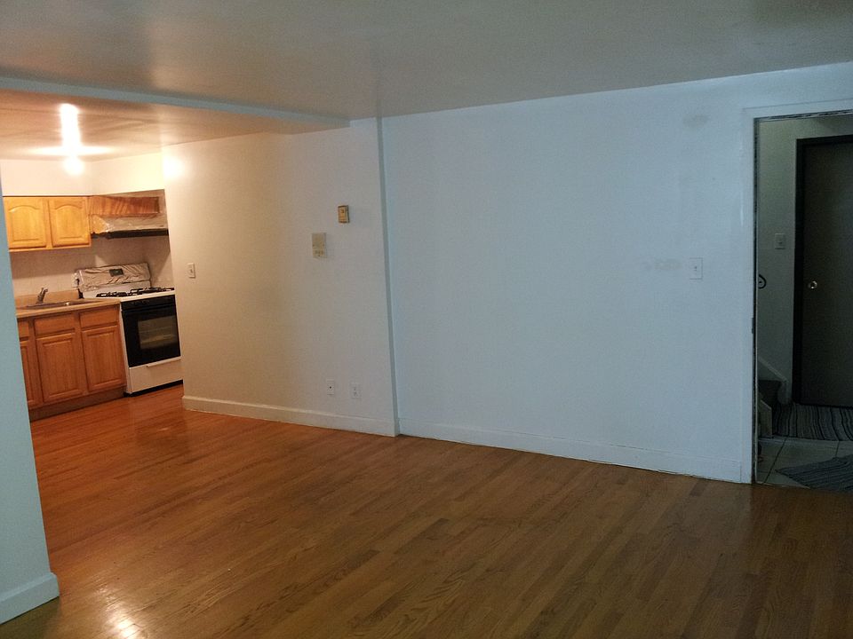 1st image of 9425 55th Ave