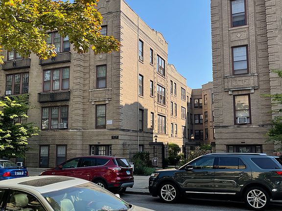 4th image of 911 Sherman Ave APT 306