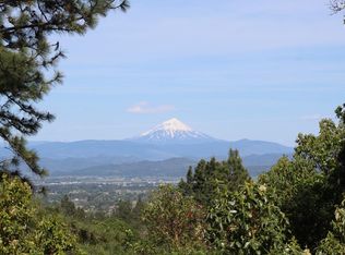 4660 Glen Echo Way, Central Pt, OR 97502