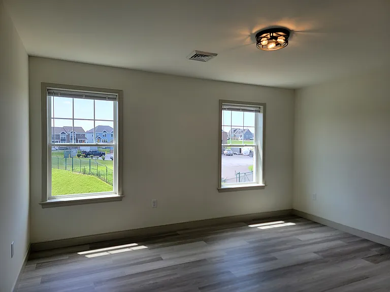 11 Yacht Ave #C — Photo 12