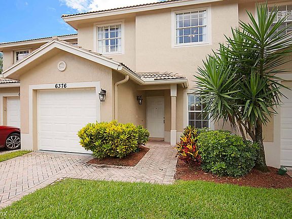 2nd image of 6376 Park Lake Cir