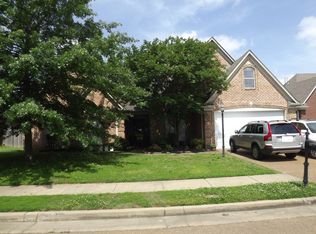 1277 Macon Hall Rd, Cordova, TN 38018