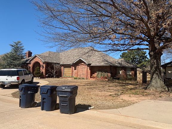 2nd image of 2105 Cadwell Ave