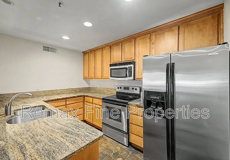 4704 E Paradise Village Pkwy N #203 — Photo 16