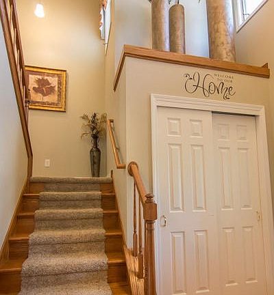 Entry Hall & Stairs