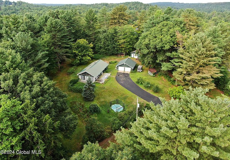 2nd image of 7227 LaFayette Road