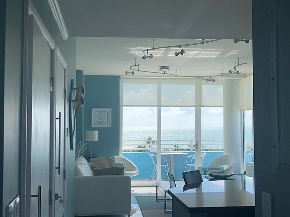 2nd image of 225 Collins Ave