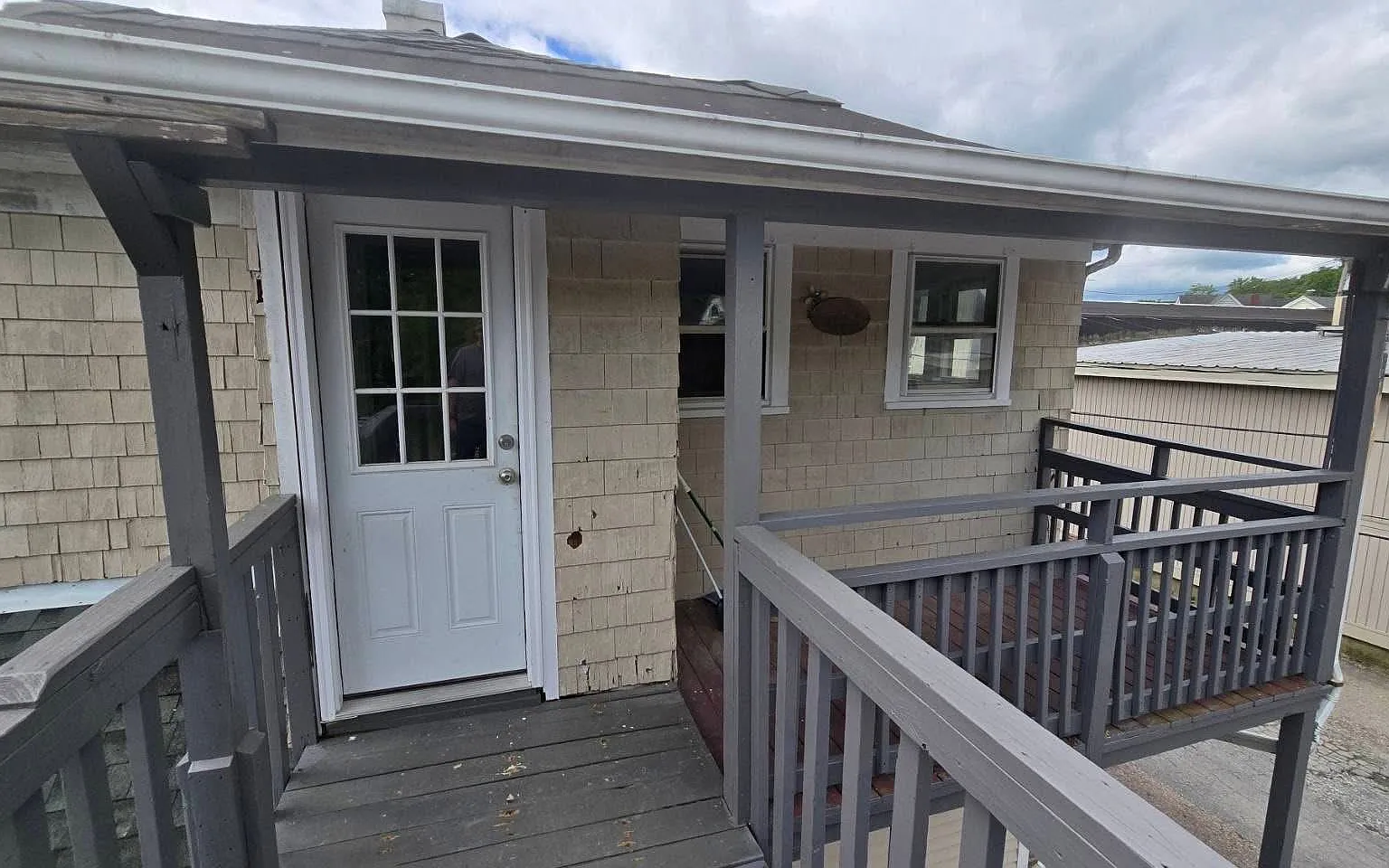3 bed, 1000 sqft, $1,700 — Photo 4