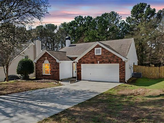 3rd image of 5248 Arbor View Ln