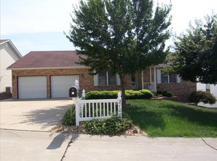 2108 Martina Dr, Washington, MO 63090