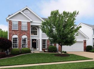 16739 Kingstowne Estates Dr, Ballwin, MO 63011