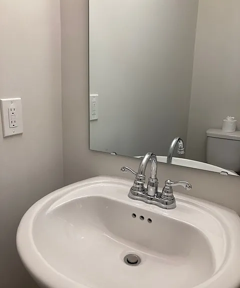 9044 Laurel Bay Ln — Photo 6