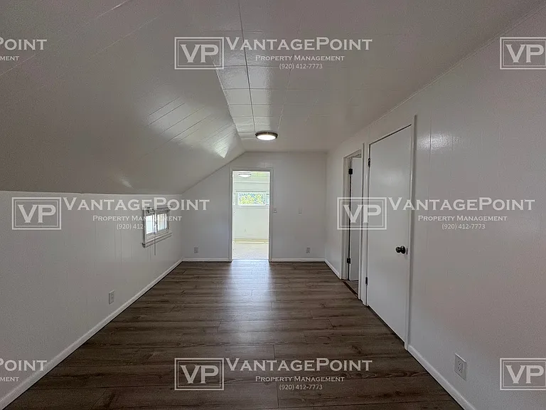 827 W 11th Ave — Photo 6