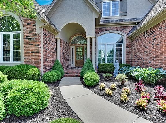 2nd image of 5909 Golden Bear Dr