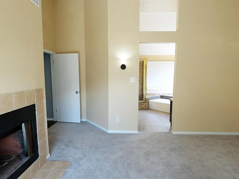 1203 Beckwood Cir — Photo 13