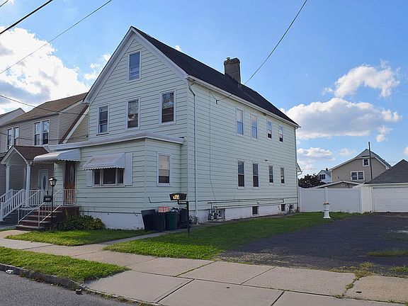 ample driveway &garage