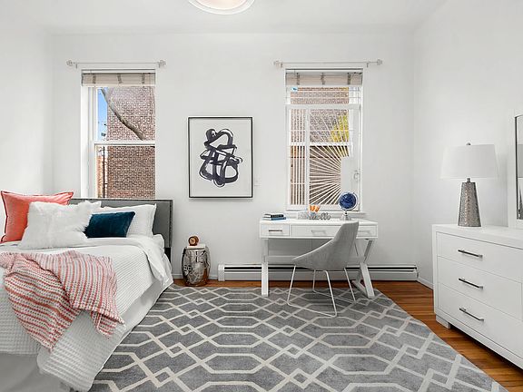 4th image of 503 Clinton St #2