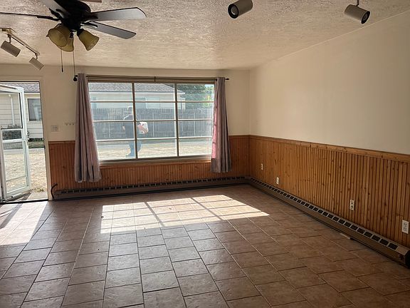3rd image of 4304 NW Washington St