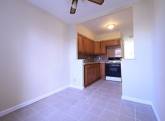 1st image of 10106 Avenue L #1
