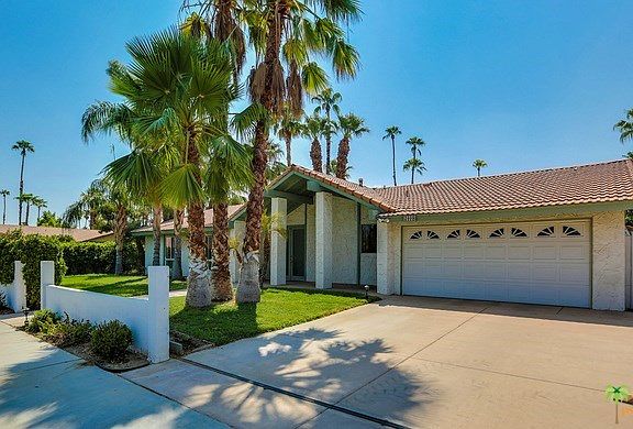 2nd image of 2999 E Los Posas Cir