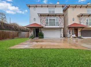 3004 Falls At Fairdale, Houston, TX 77057