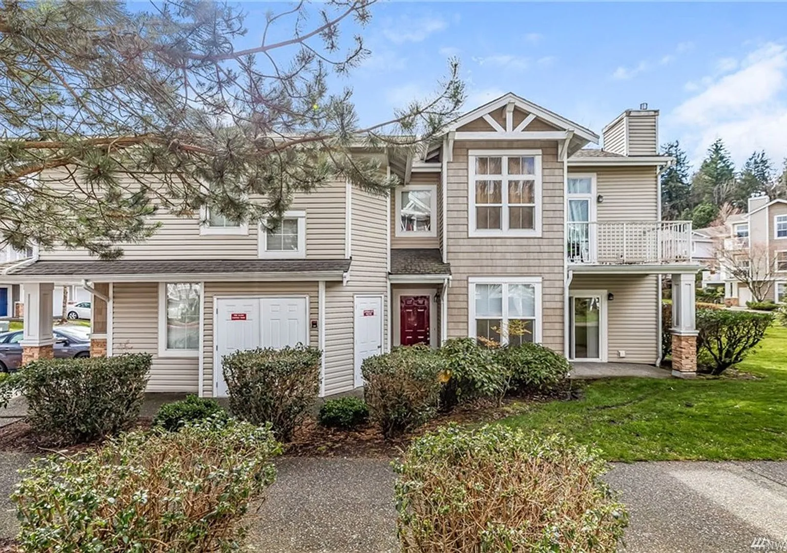 2Bd/2Ba Issaquah Condo — Photo 1