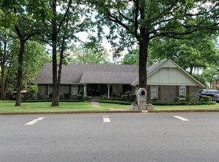 152 Valley Club Cir, Little Rock, AR 72212