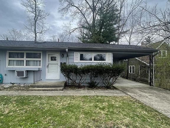 2nd image of 1904 E Maxwell Ln
